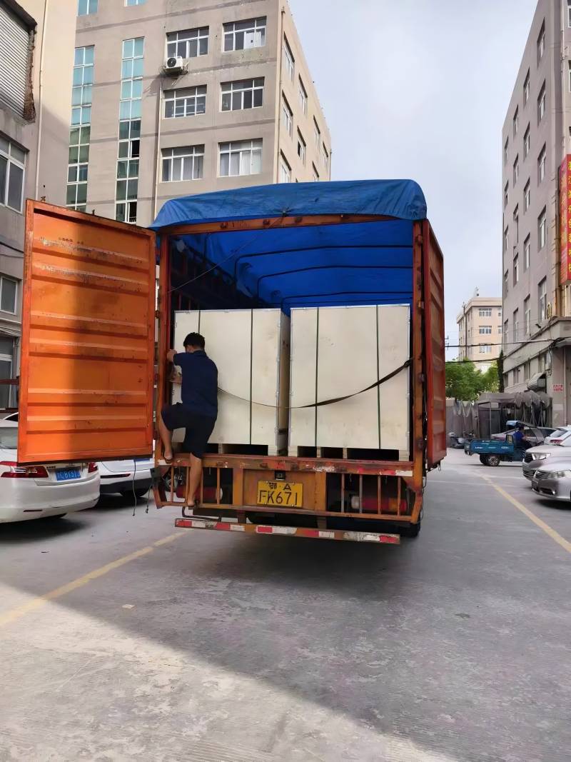 W jaki sposób Lidbao zapewnia bezpieczeństwo maszyn do szycia buta podczas transportu?